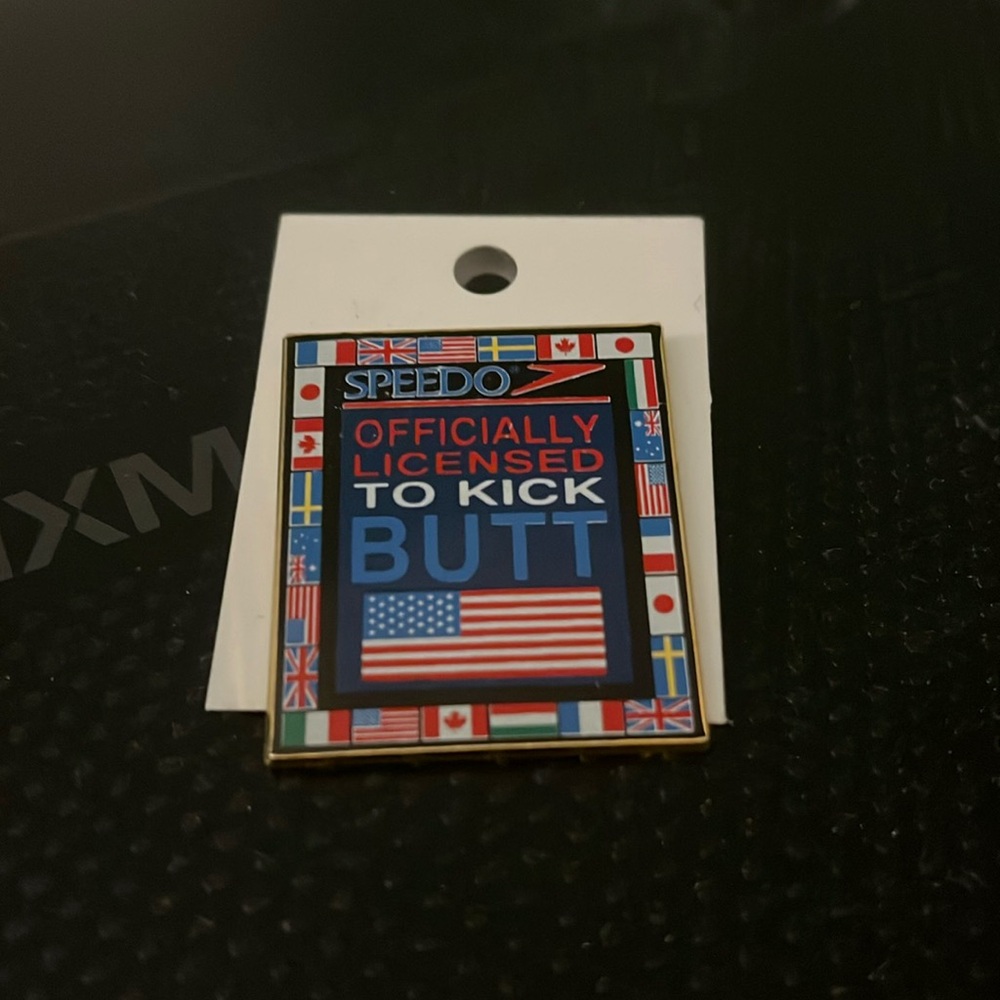 Vintage Speedo pin (1996)